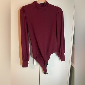 4/$25 SALE Ember Maroon Ribbed Long Sleeve Balloon Sleeve Bodysuit Medium
